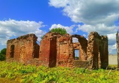 Церковь Петра и Павла в Клопицах