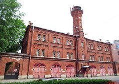 Главное здание с каланчой Петровской пожарной части