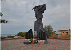 Обелиск Славы в пгт. Орджоникидзе