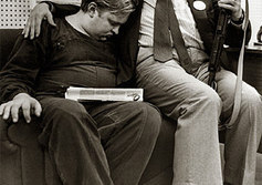 Памятник Мстиславу Ростроповичу