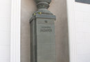 Памятник адмиралу Лазареву