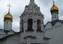 Пятницкая и Введенская церкви у Троице-Сергиевой Лавры