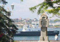 Памятный знак в честь Черноморского флота России