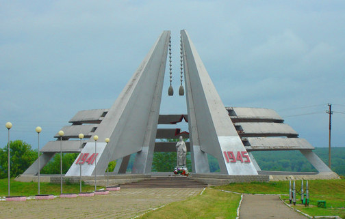 Мемориал в честь воинов погибших в годы Великой Отечественной войны