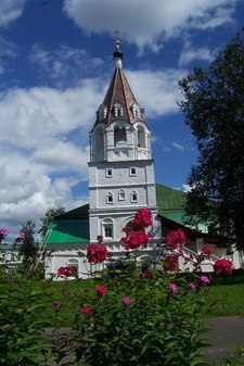 Распятская церковь-колокольня в Александровской Слободе