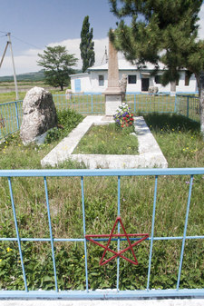 Братская могила воинов и партизан Великой Отечественной войны