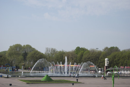 Парк Горького или бывший Нескучный сад в Москве