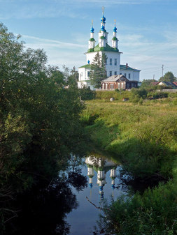 Церковь Троицы Живоначальной на Зелене