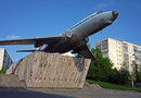 Памятник самолету Ту-104А