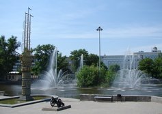  	Памятник 300-летию Липецка