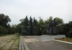 Памятник первому уездному совету