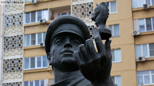 Памятник Остапу Бендеру