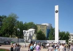 Мемориальный комплекс на площади Победы