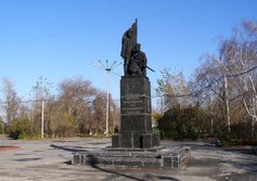 Памятник борцам революции