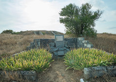 Памятник защитникам береговой батареи БС-18