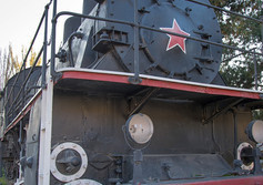 Паровоз «ЭЛ-2500» бронепоезда береговой обороны ЧФ «Железняков» 