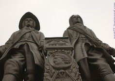 Памятник В.Н.Татищеву и В.И.де Генину в Екатеринбурге