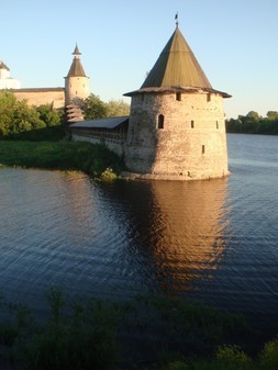 Плоская башня Псковского Крома