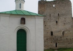 Корсунская часовня у Изборской крепости