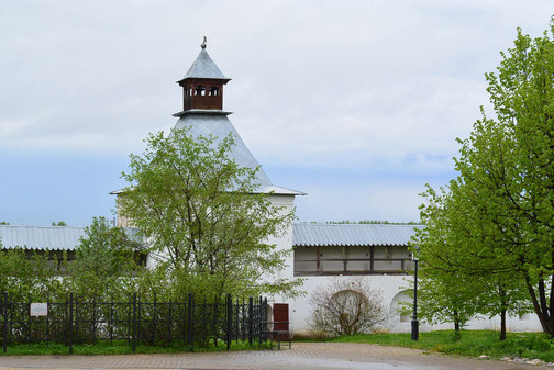Водяная башня Спасо-Прилуцкого монастыря