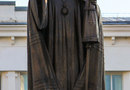 памятник святителю Иннокентию