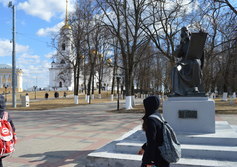 Памятник Андрею Рублёву во Владимире