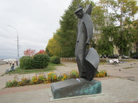 Памятник Соловецким юнгам