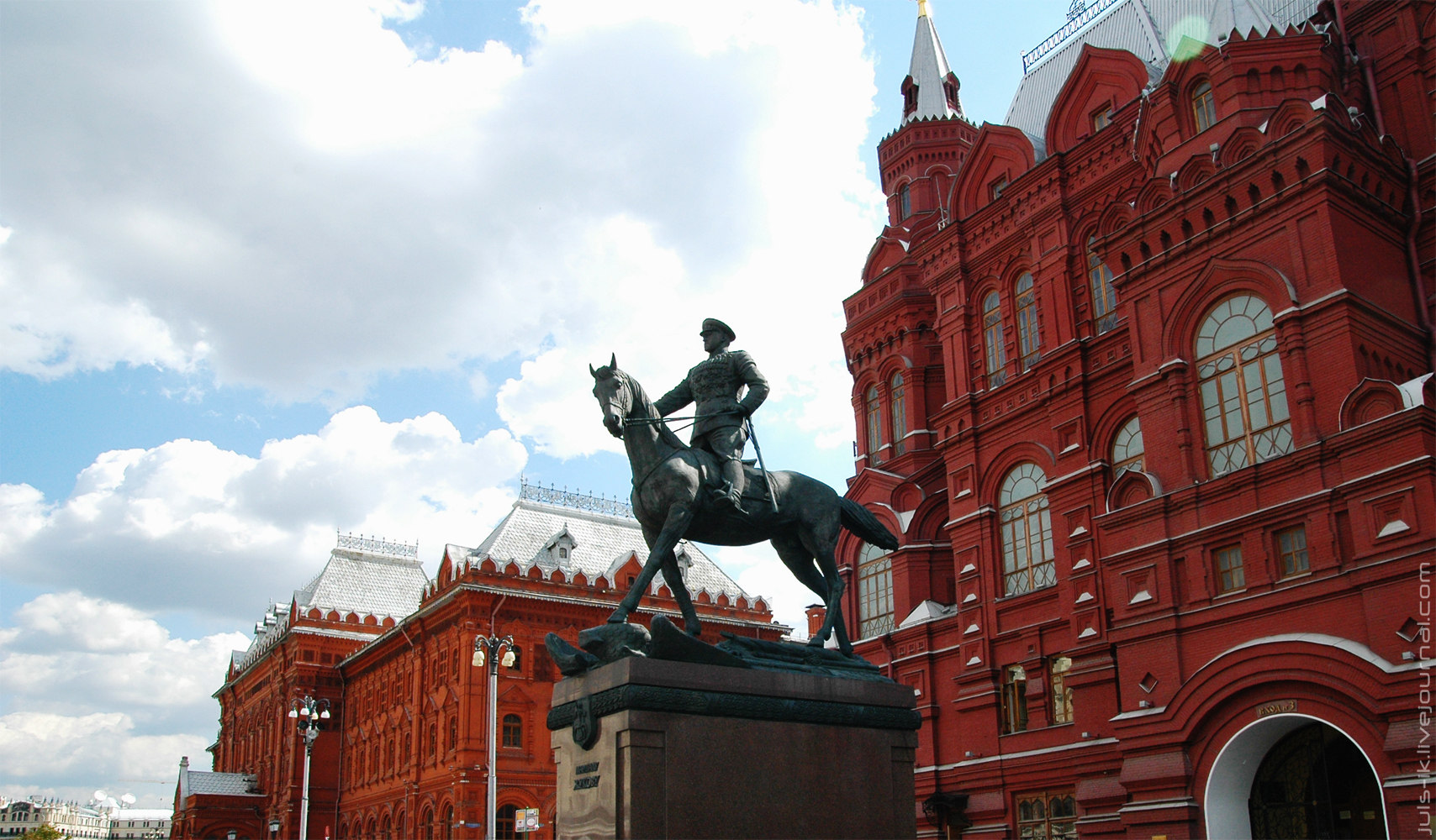 Памятники в центре москвы фото и названия