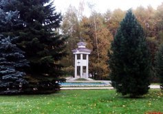 Памятник-часовня испанским добровольцам в московском Парке Победы