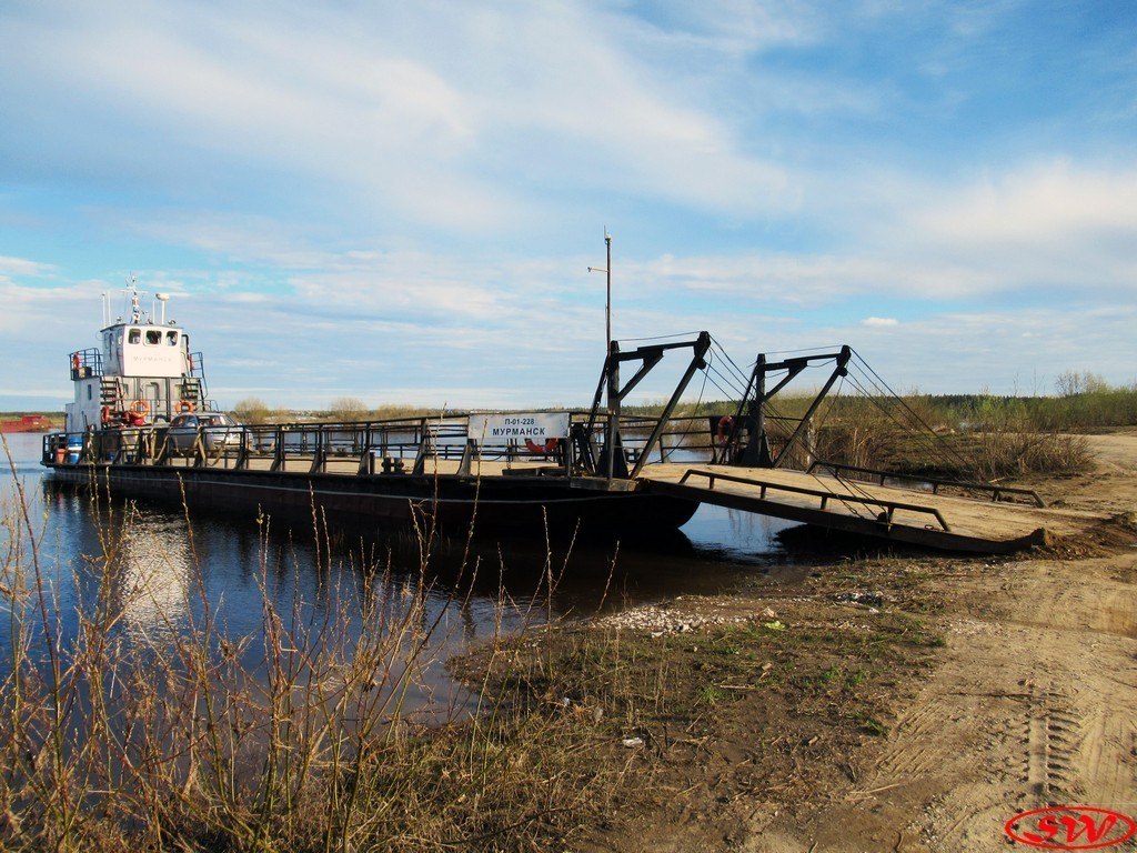 Паромная переправа Печора–Озёрный (республика Коми, район Печора ...