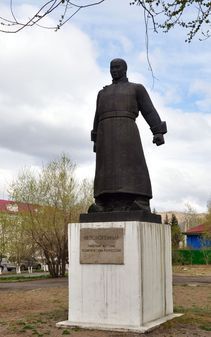 Памятник жертвам политических репрессий "Непокоренный"