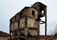 Целлюлозно-бумажный завод (руины) в Макарове