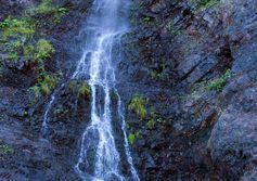 Водопады южной части западного побережья Тонино-Анивского полуострова