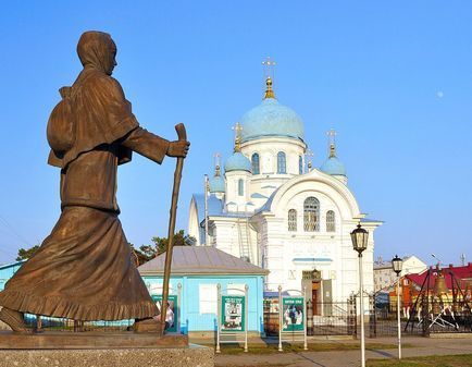 Памятник Прасковье Луполовой (Параше-Сибирячке) в Ишиме 