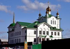 Церковь успения пресвятой Богородицы в поселке Берёзовский Свердловской области