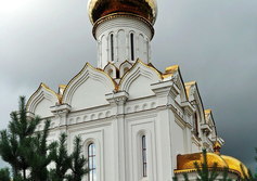 Храм святой преподобномученицы великой княгини Елизаветы в Хабаровске.