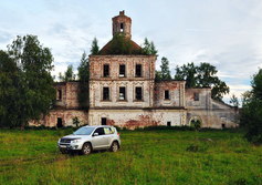 Храм преображения господня в деревне Чакула Ленского района Архангельской области