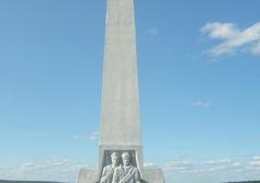 Памятник героям гражданской войны возле села Чукаыб в республике Коми