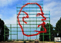 Самая большая в мире голова Ленина расположена в Ухте республика Коми