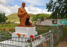 Памятник советским воинам в селе Горный Зерентуй Забайкальского края