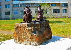 Памятник репрессированным суркам-тарбаганам в Краснокаменске Забайкальского края