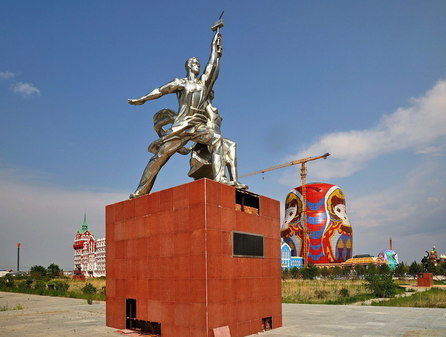 Символы Российской империи и СССР в Маньчжурии совсем рядом с Забайкальском