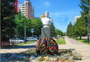 Памятник генерал-майору М. П. Лебедю