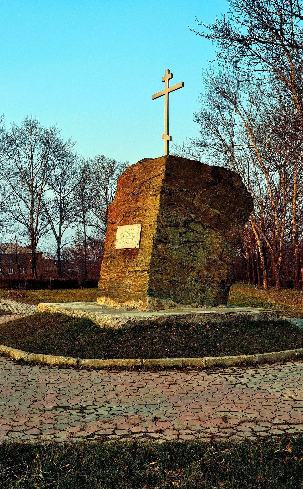 Камень в колодках