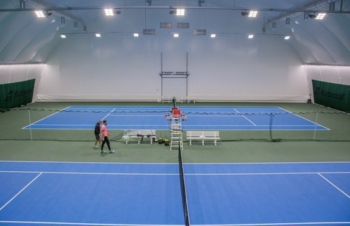 Крытый теннисный корт компании «Гидрострой» в Южно-Сахалинске