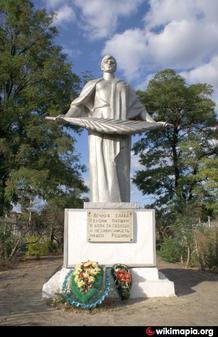 Братская могила воинов