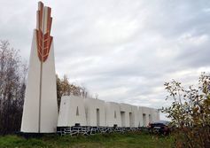 Буддийская Ступа у поворота с трассы "Кола" на Апатиты