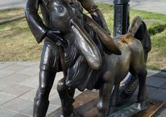 Памятник коньку-горбунку по одноименной сказке П. П. Ершова в Тобольске  