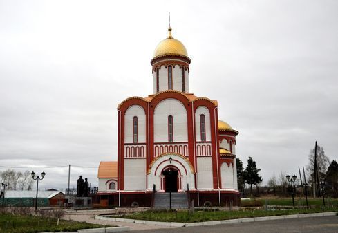 Никольский храм в Волчанске Свердловской области