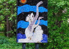 Мозаичные панно с изображениями космонавтов, деятелей культуры и искусства в Дубне